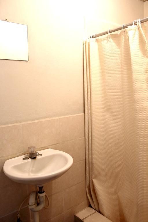 Ximenas Guest House サンサルバドル エクステリア 写真